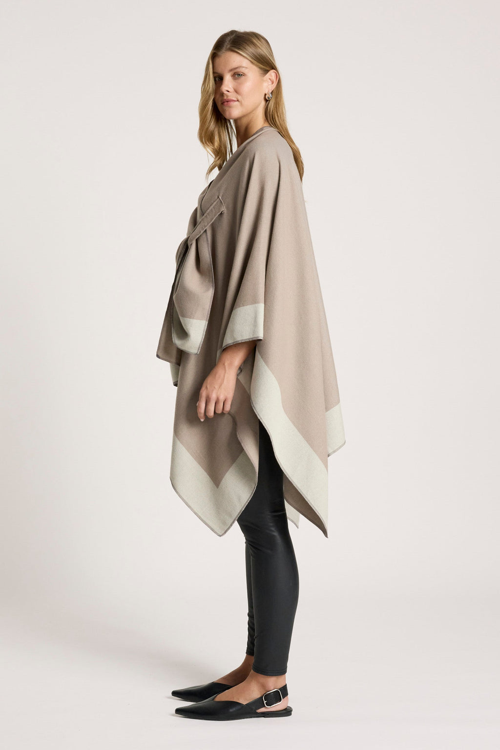 Ayla Cape