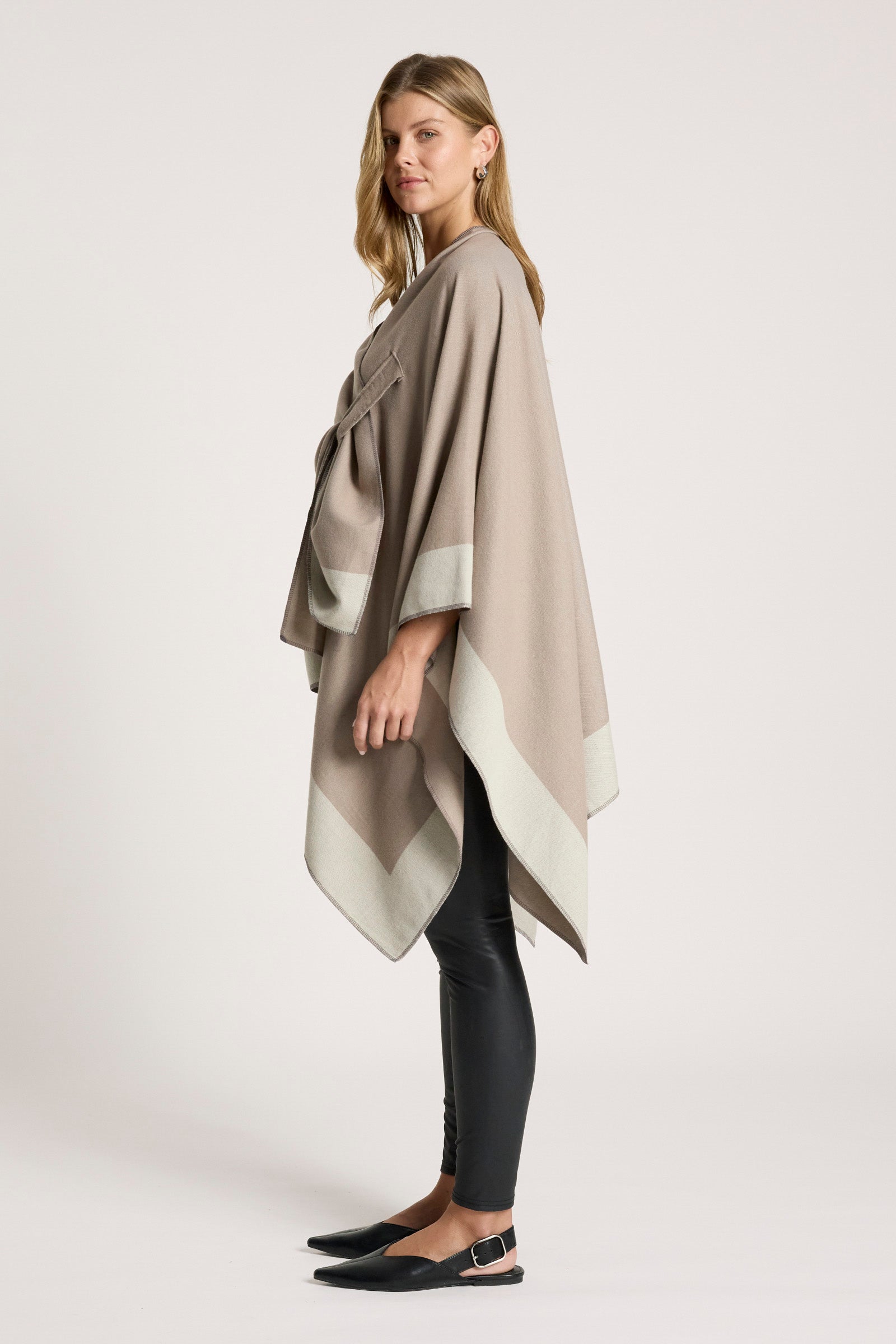 Ayla Cape