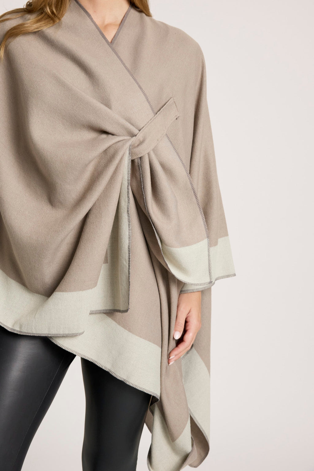 Ayla Cape