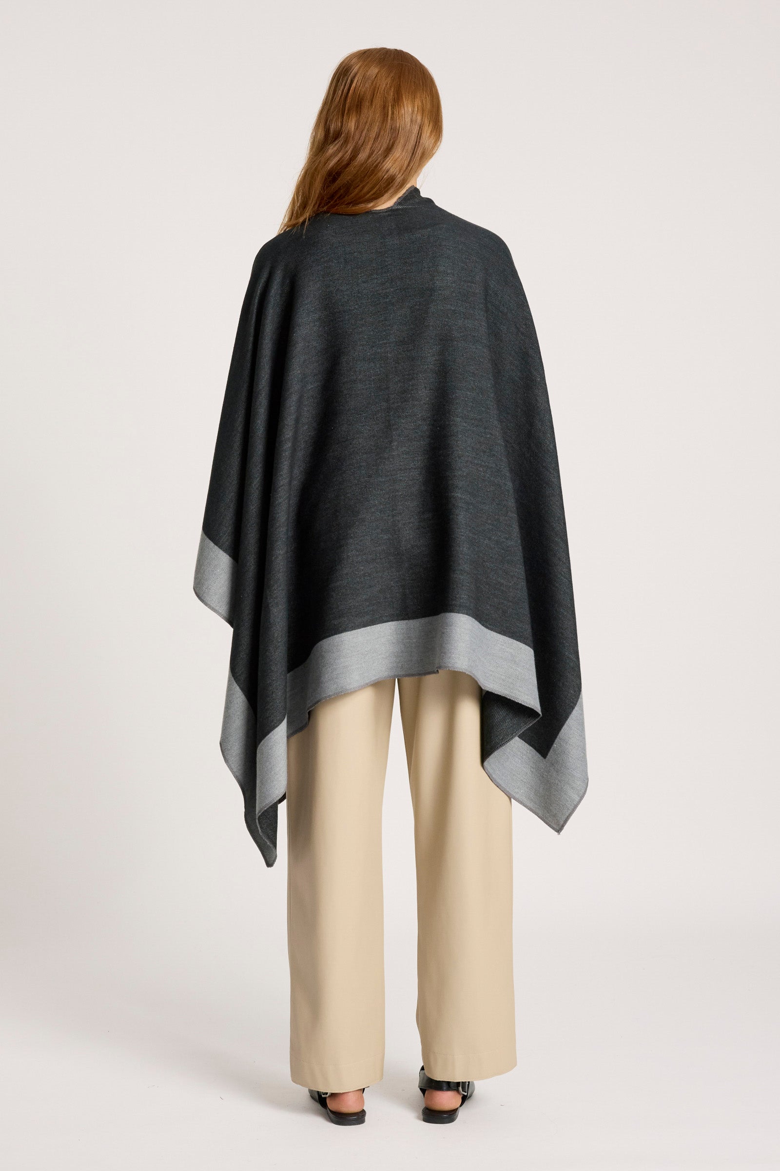 Ayla Cape