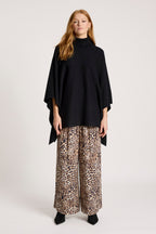 Samira Poncho