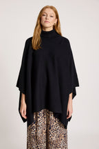 Samira Poncho
