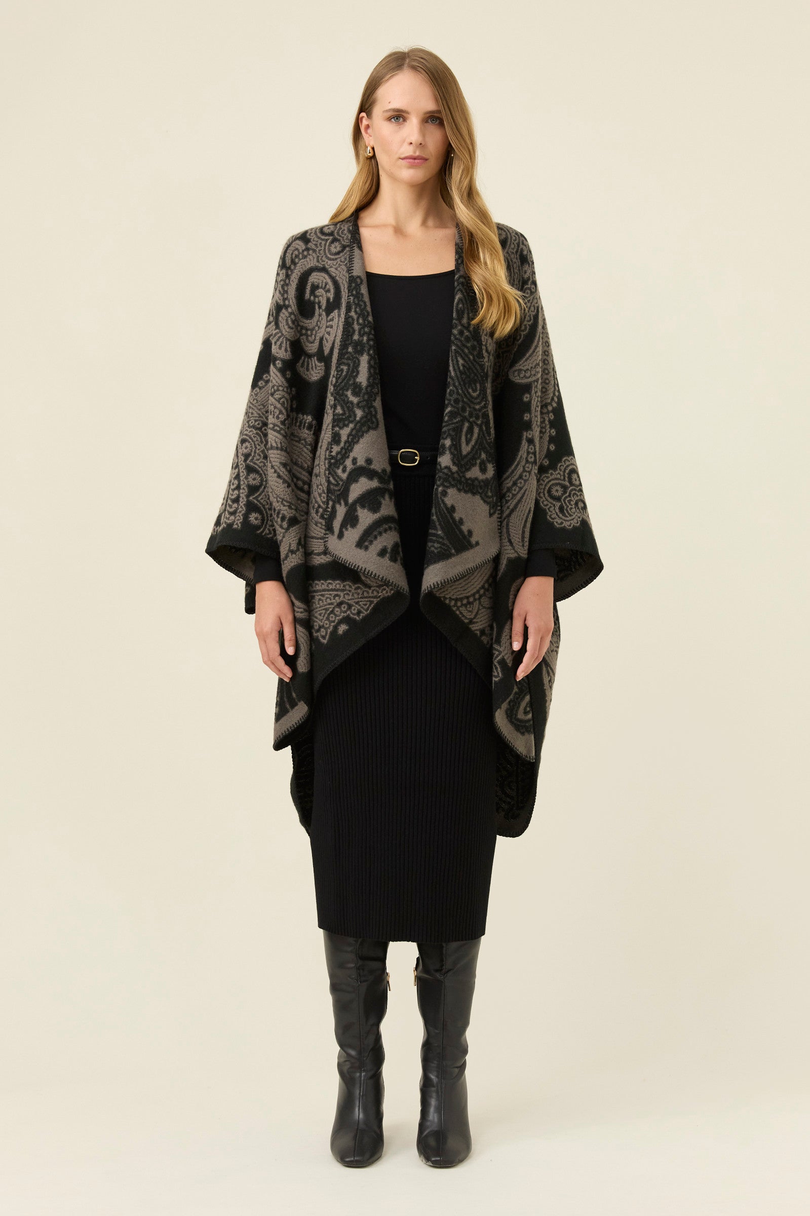 Lucia Cape