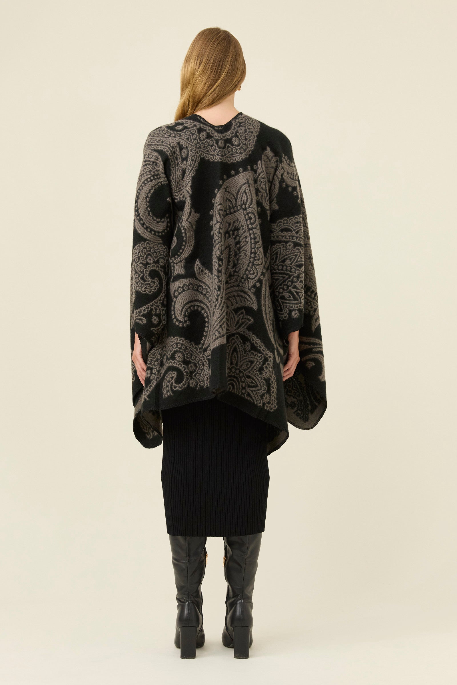 Lucia Cape