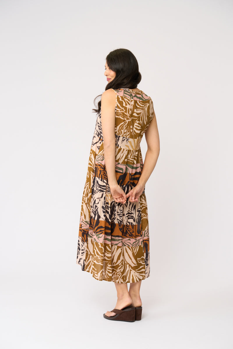 Cruise Moves Dress - Keep Palm