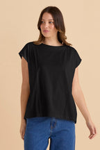 Beth Boatneck Tee