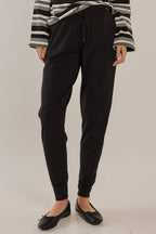 Cara Travel Jogger