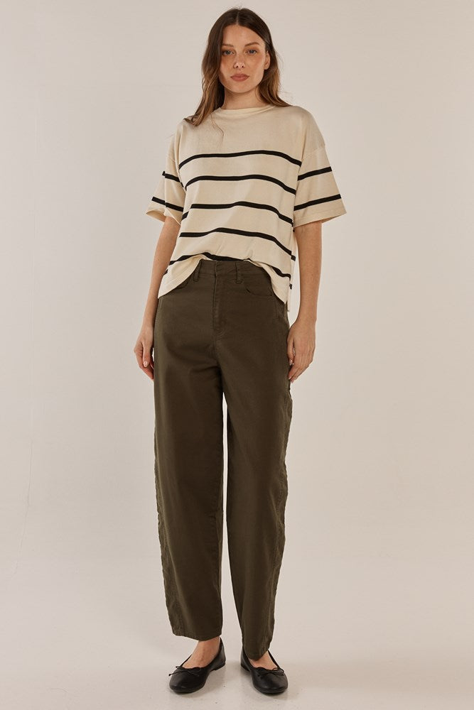 Barrel Leg Chino