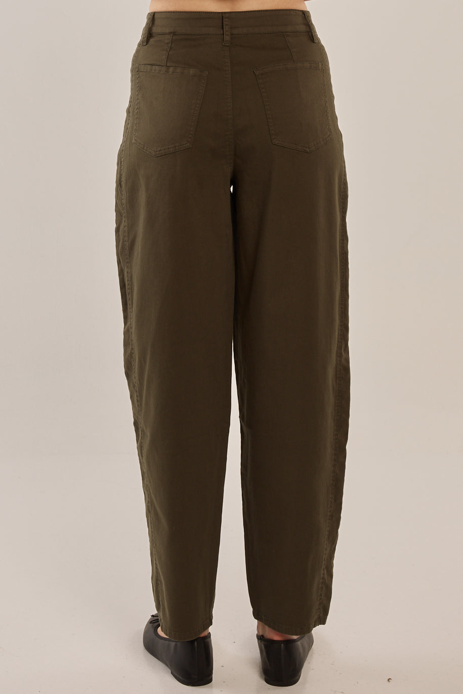 Barrel Leg Chino