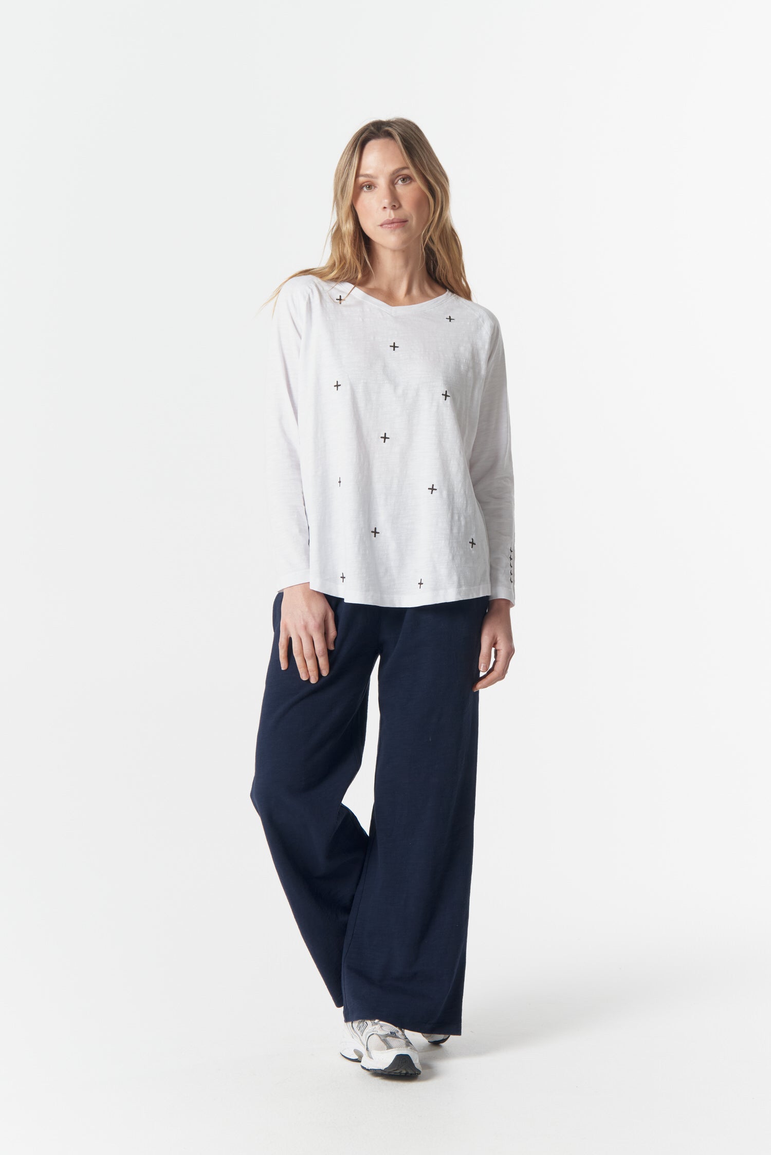 Come Back Queen Cross Long Sleeve Tee