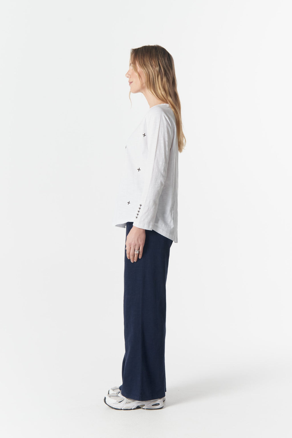 Come Back Queen Cross Long Sleeve Tee