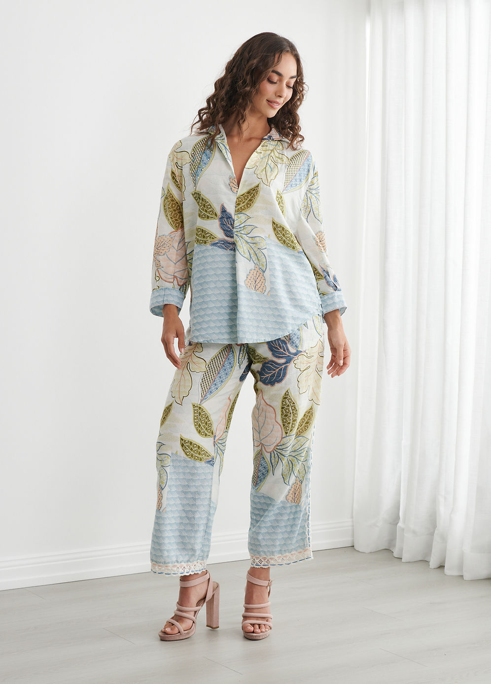 Floriental Print Collared Shirt