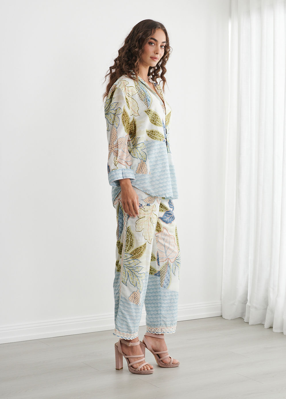 Floriental Print Collared Shirt