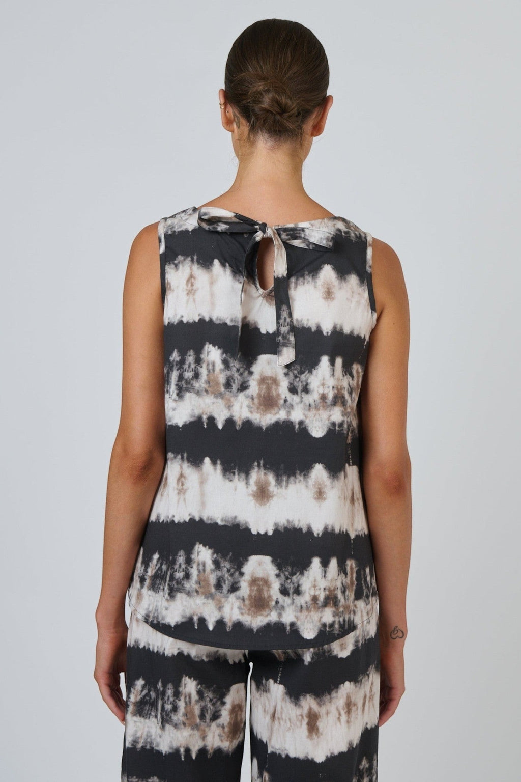 Eruption Sleeveless Poplin Top