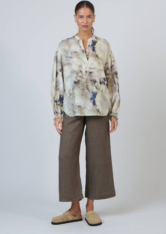 Naturals 'Emperador' Balloon Sleeve Top
