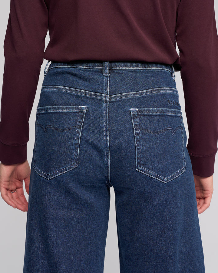 Alley Jean